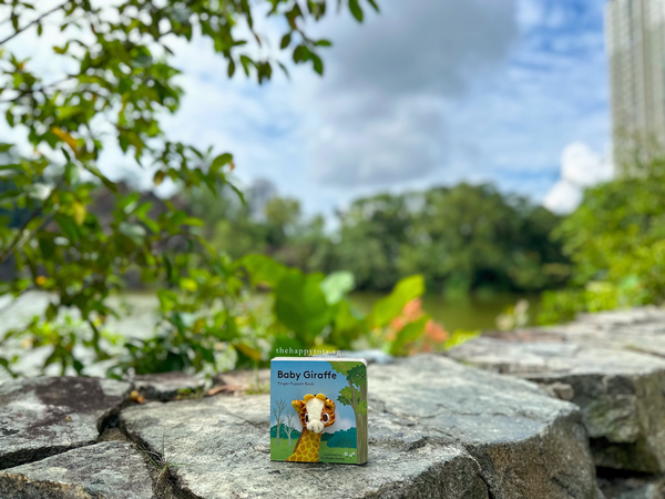 Baby Giraffe: Finger Puppet Book