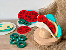Load image into Gallery viewer, Wood & Felt Taco Play Set